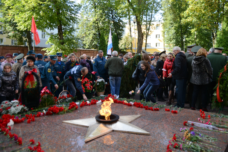 В Смоленске огнем был охвачен двухквартирный жилой дом - Новости - Главное управ